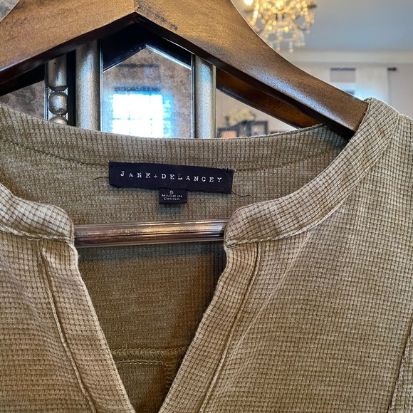 Jane + Delancey Soft Thermal Top With Roll Cuff Sleeves - Picture 2 of 5